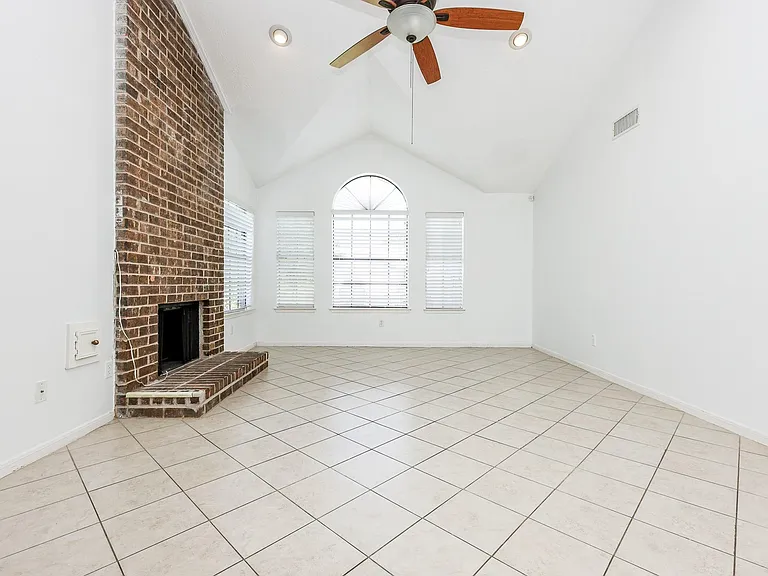 1511 Bradney Dr — Photo 11