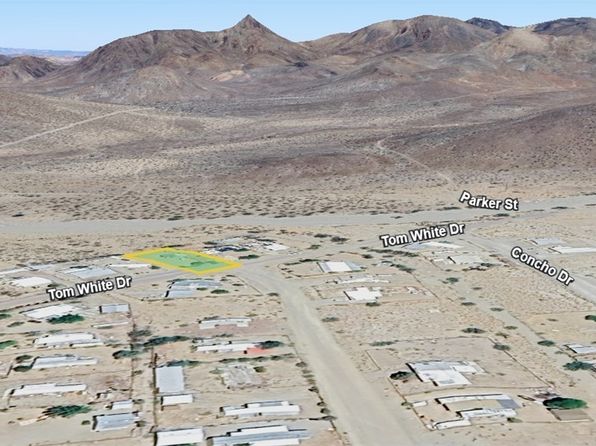 16173 Tom White Dr, Dolan Springs, AZ 86441