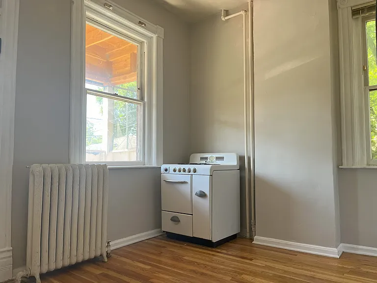 1259 N York St #5 — Photo 10