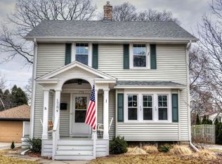 1754 N 73rd St, Wauwatosa, WI 53213