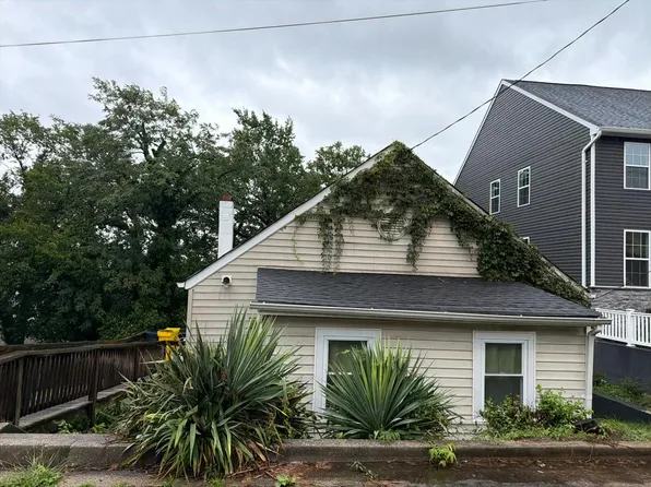 224 Elizabeth Ave, Baltimore, MD 21225