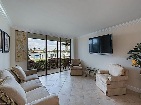 4th image of 601 Seaview Ct APT C111