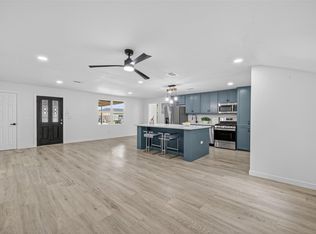 5719 Southwind St, Houston, TX 77033