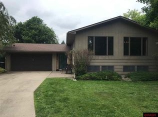10 Carolyn Ct, Mankato, MN 56001