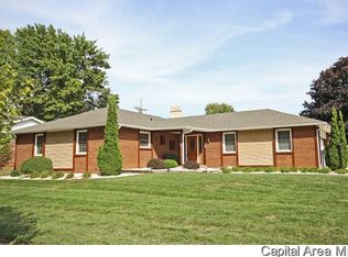 138 Golf Rd, Springfield, IL 62704