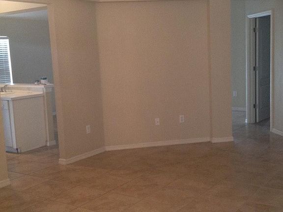 5th image of 9115 Egret Cove Cir
