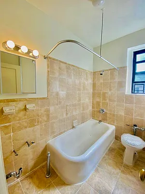 Rented by Zjama Realty Corp | media 13