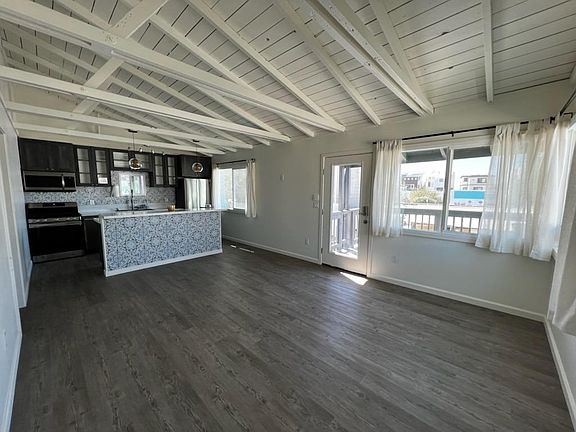 Living rom and kitchen