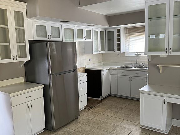 Large kitchen with appliances