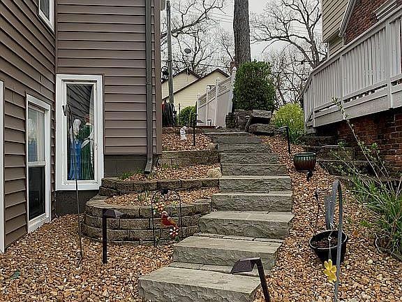 Other side stairway 