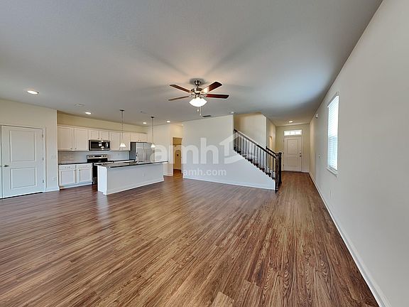 5th image of 99 Olivewood Pl