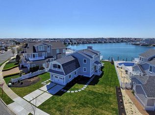 11 Pelican Dr S, Avalon, NJ 08202