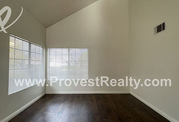 4th image of 13755 Angeles Dr