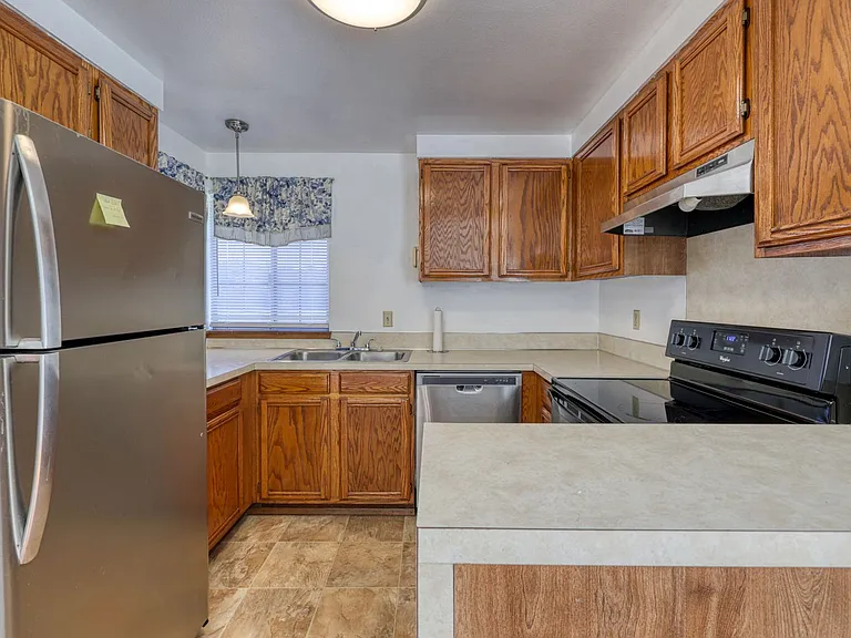 4924 Cottage Ln SE — Photo 9