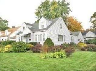 737 Allen St, Springfield, MA 01118