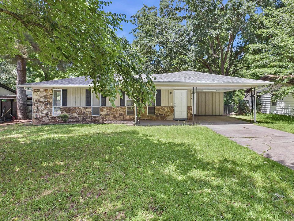 1st image of 208 Raney Pl