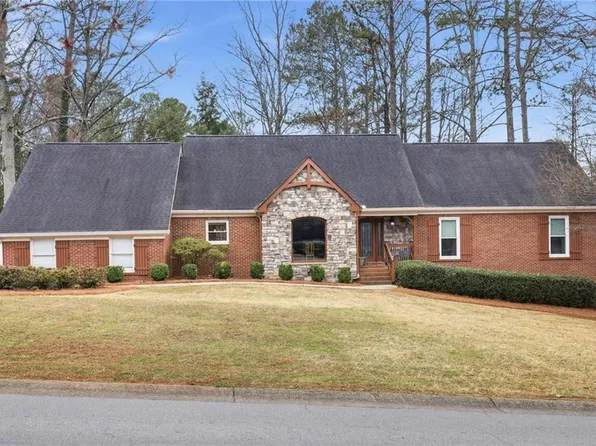 903 Chestnut Hill Rd, Marietta, GA 30064