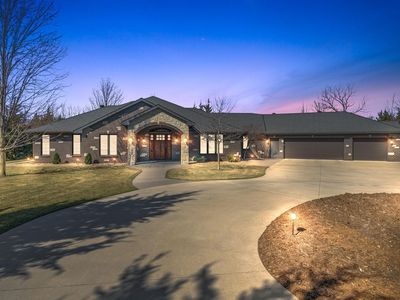 2601 Hawthorne Ln, Hutchinson, KS, 67502