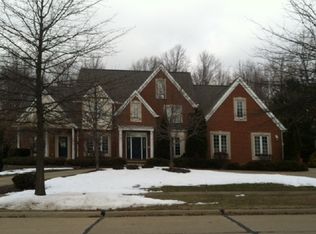 8162 Chesterton Ln, North Royalton, OH 44133