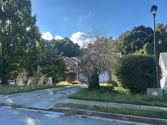2nd image of 6031 Crossbow Ln