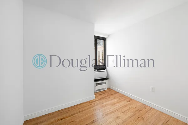 Rented by Douglas Elliman | media 20