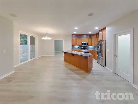 2nd image of 18119 115th Street Ct E