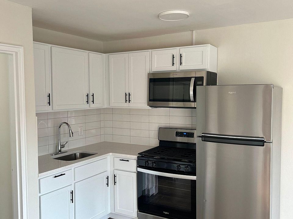 1st image of 677 Park Ave #14-2C