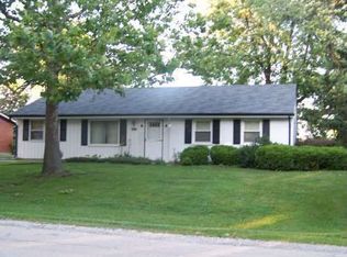 7717 Warwick Ave, Darien, IL