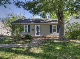 500 NE 67th St, Gladstone, MO 64118