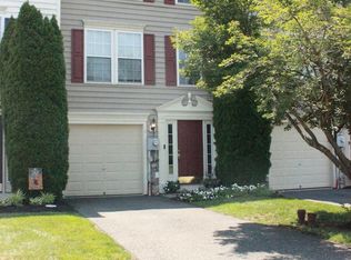 5 N Savanna Dr, Pottstown, PA 19465