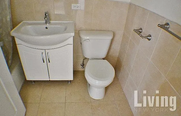 Rented by Living New York | media 12