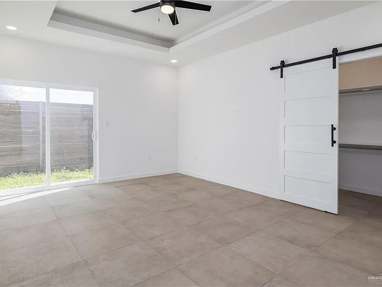 2629 Warbler Ave — Photo 8