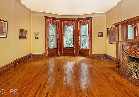 2nd image of 335 W 87th St #3