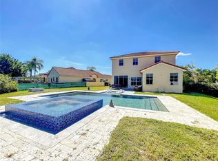 1971 NW 184th Ter, Pembroke Pines, FL 33029