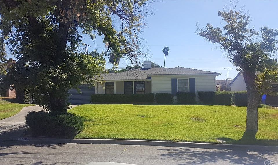 1st image of 3665 Camellia Dr