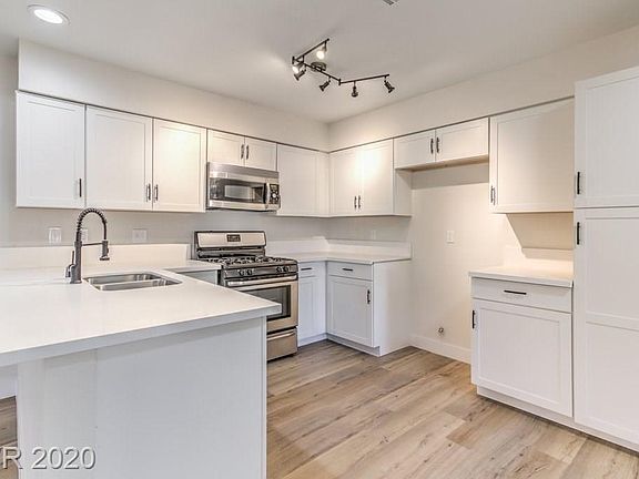 4th image of 3942 Florrie Cir