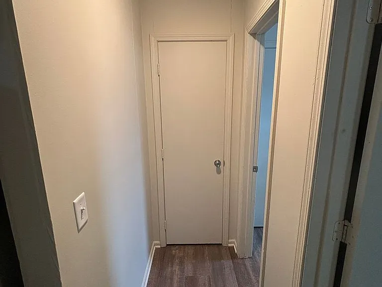 Brookside Apartments — Photo 4
