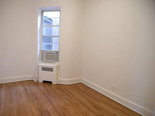 Rented by Vickers Realty | media 10