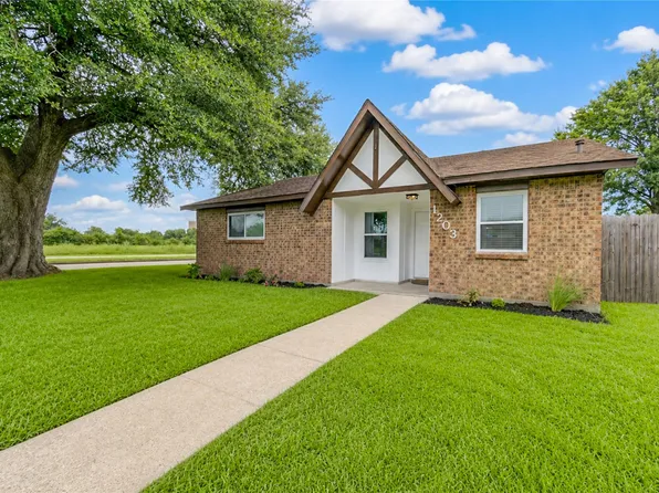 1203 Kathy St, Pasadena, TX 77504