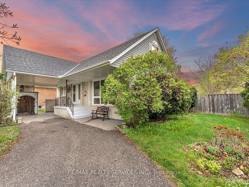 1st image of 2 Windermere Ct