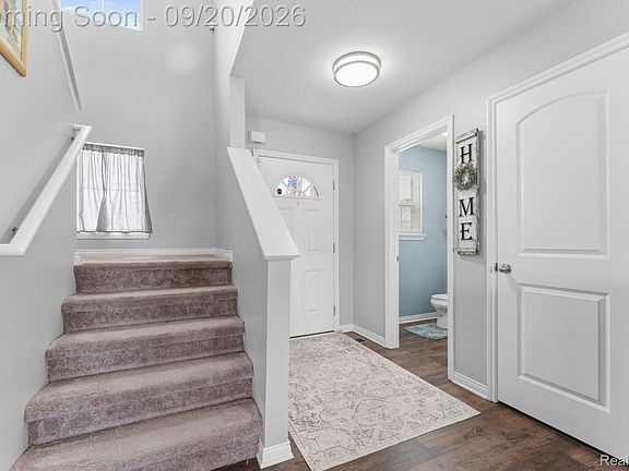 3rd image of 2066 Monohan Dr