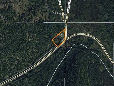 13 Perkins Lake Rd, Moyie Springs, ID, 83845