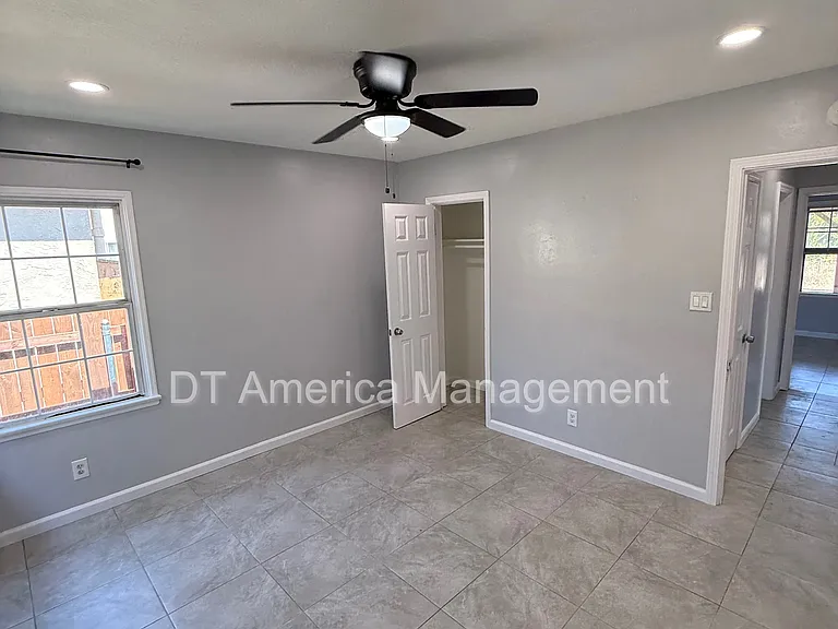 6879 Amherst St — Photo 12
