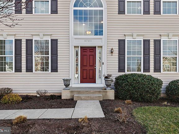 3rd image of 8789 Ellis Mill Dr