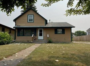 408 Governor St, Oklee, MN 56742