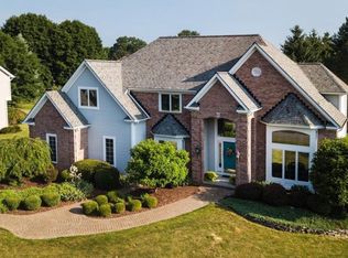 4 Scarborough Park, Rochester, NY 14625