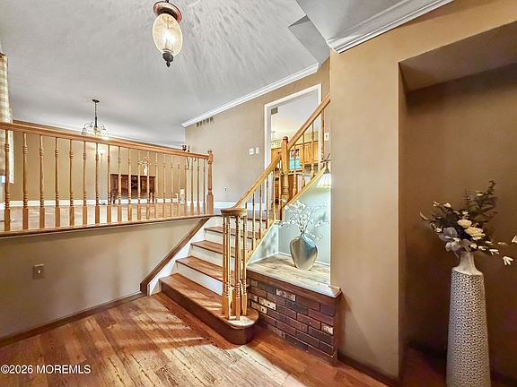 5th image of 17 Feathertree Court