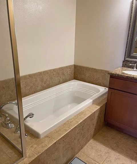 10 Upena Ln #202 — Photo 2