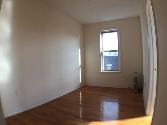 Rented by Francine Realty | media 25