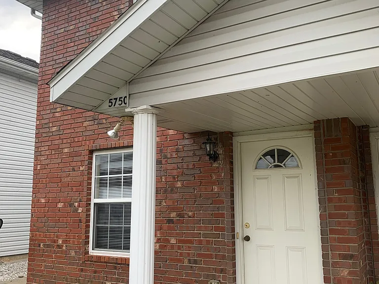 5700 N Orange Ln — Photo 5